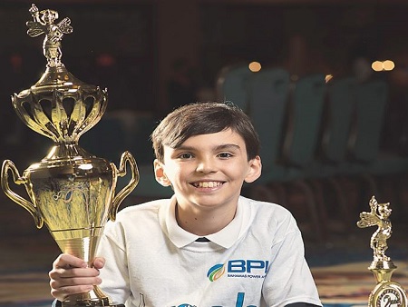 Roy Seligman wins Bahama spelling bee